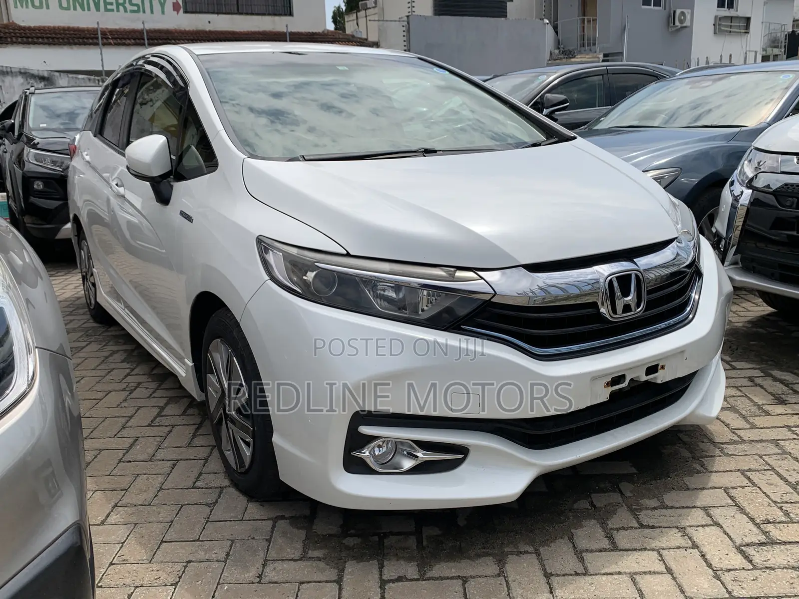 Honda Shuttle 1.5 Hybrid 2WD 2018 White