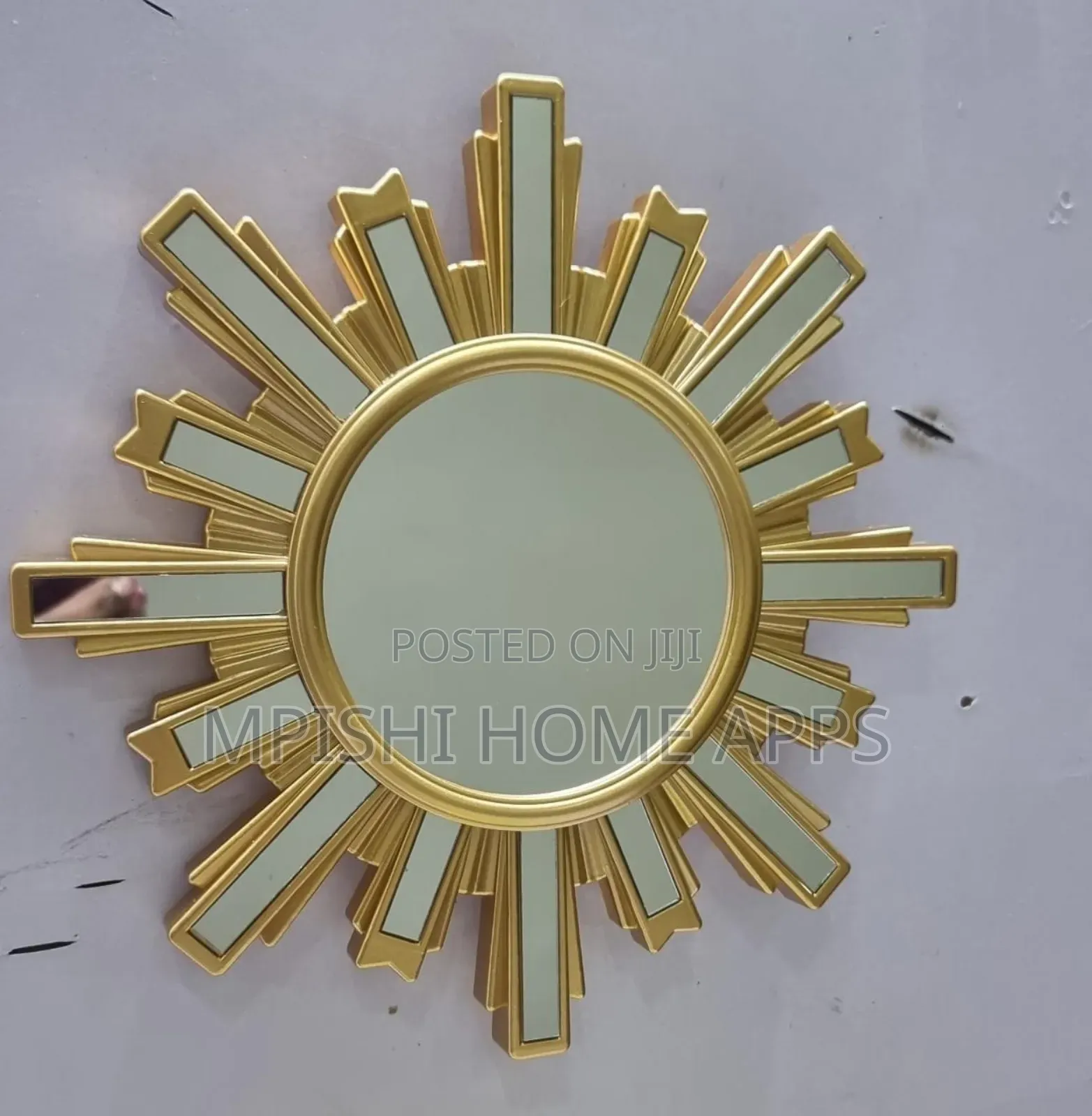25cm Sun Shape Gold or Silver Decor Mirror