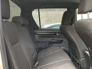 Toyota Hilux 2019 Gray