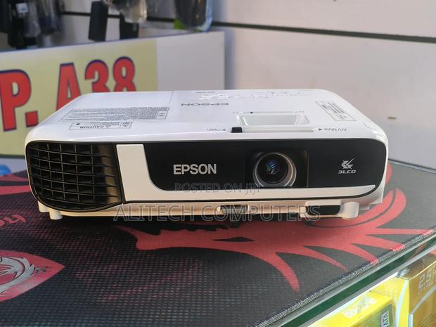 Epson Eb-X51 - thumbnail 2