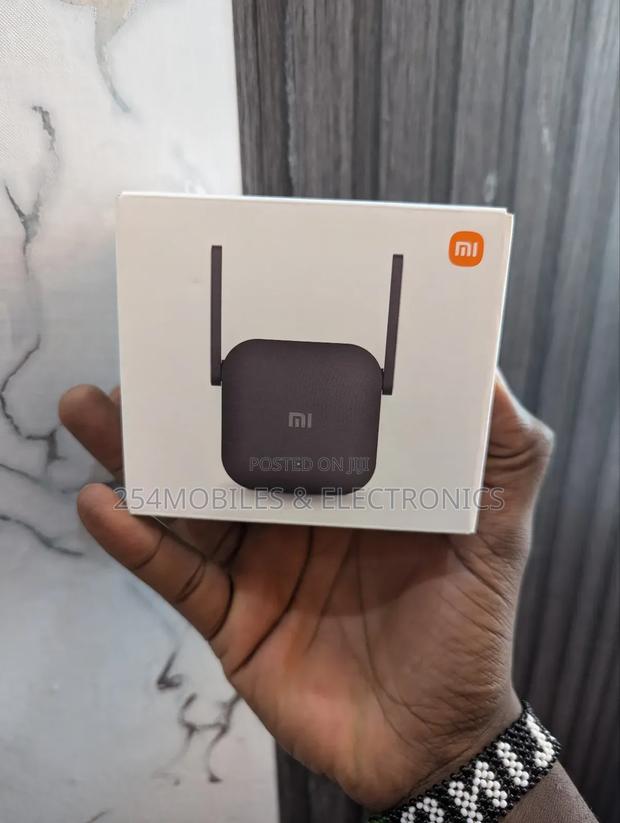 Xiaomi Mi Wi-Fi Range Extender Pro CE (43371)