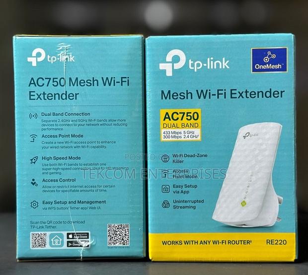Tp Link Re220 Range Extender /Re220 Extender - main view