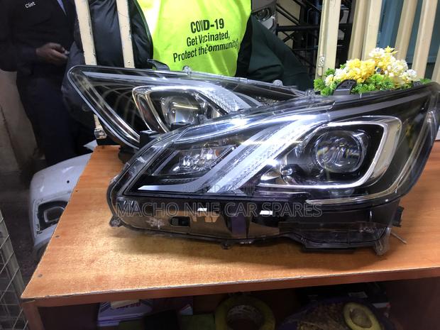 Toyota Crown Athlete 2018-2020 Headlight - thumbnail 2