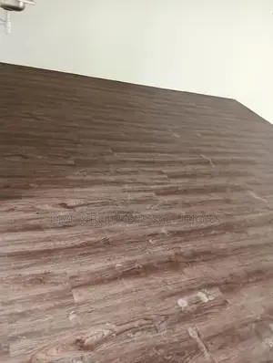 Luxury Vinyll Tile(Sedona Red Mahogany)