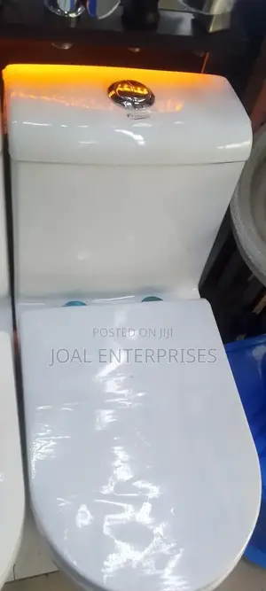 Frencia Toilet
