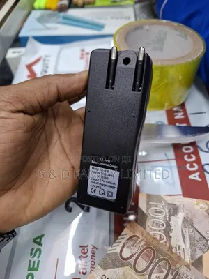 3.7v/Aa Charger