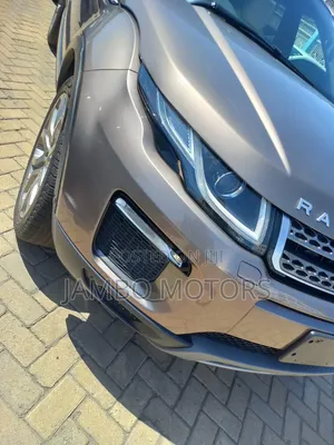 Land Rover Range Rover Evoque HSE 4x4 5-Door 2017 Brown