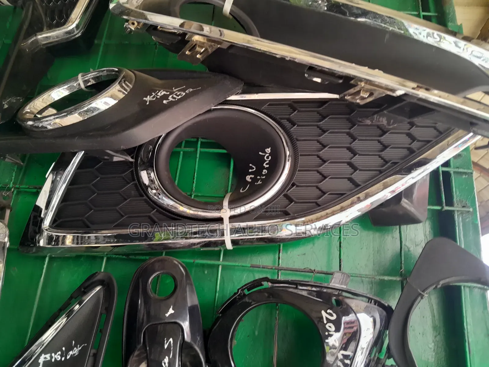 Honda CRV Rm Foglight Cover