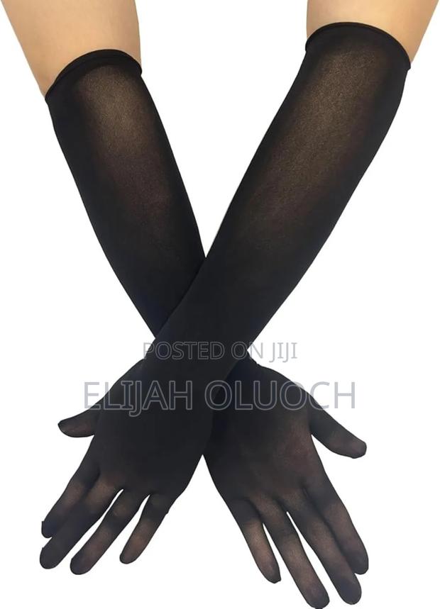 Long Sleeved Gloves - thumbnail 3