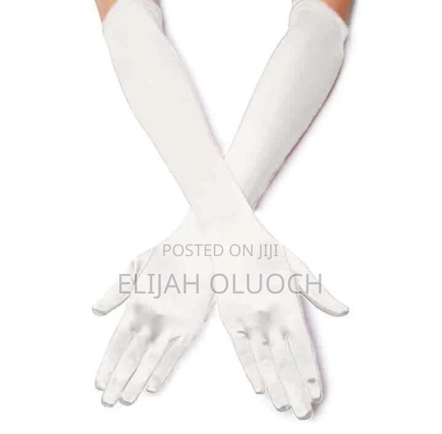 Long Sleeved Gloves - thumbnail 4