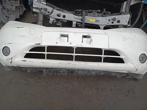 Nissan Note E12 Frontbumper