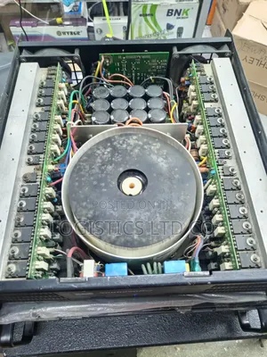 EX UK Soundbullet F4 Power Amplifier