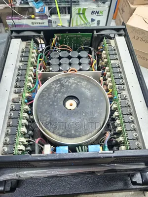 EX UK Soundbullet F4 Power Amplifier