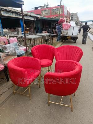 Manicure Seats, 4 Pieces, 2 Flower Seats, 2 Styling Chairs - thumbnail 2