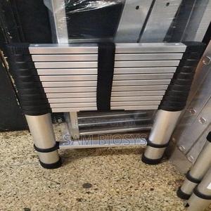 3.8m Telescopic Ladder - thumbnail 2