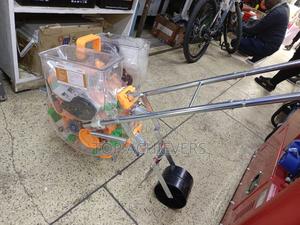 Quality Manual Seeder/Seedplanter - thumbnail 2