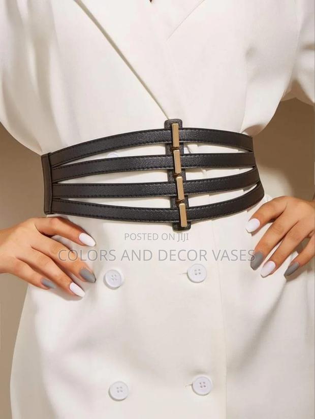 Black Waist Leathered Belts - thumbnail 3