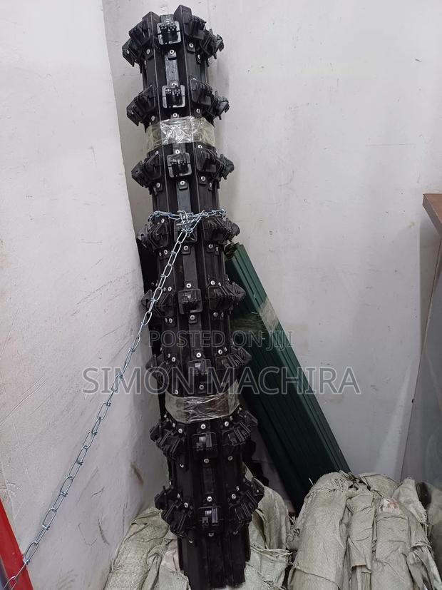 W Posts 8 Strands Electric Fence - main view