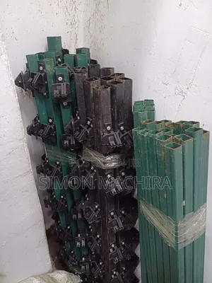 Electric Fence W Posts Green Color