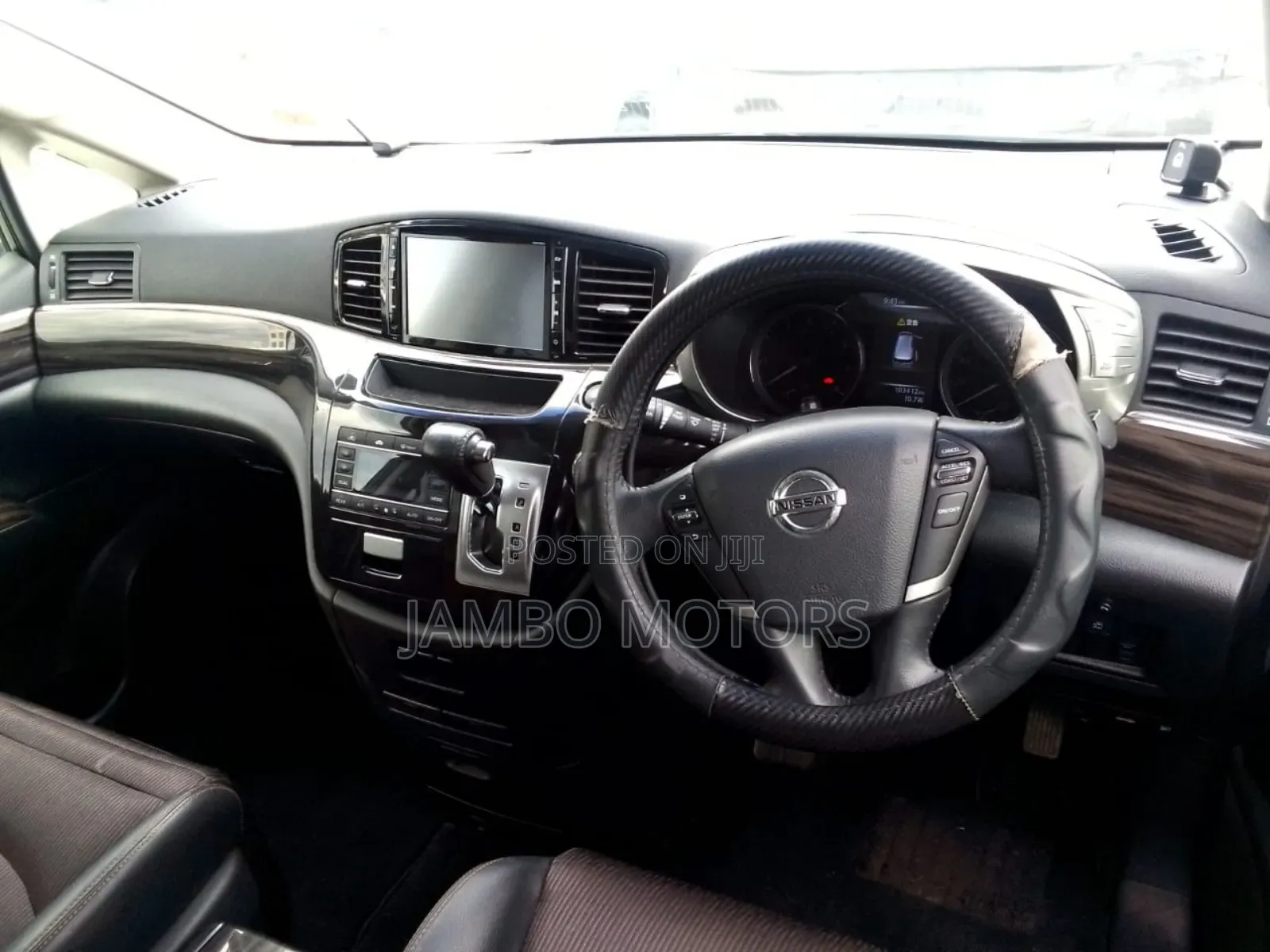 Nissan Elgrand 2016 Silver