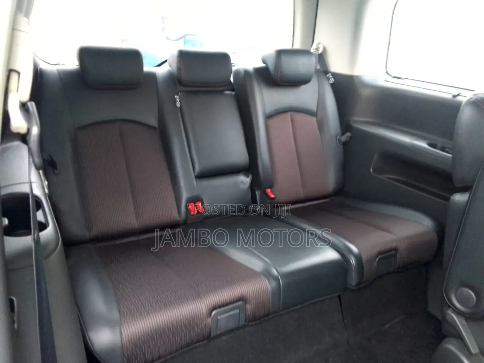 Nissan Elgrand 2016 Silver