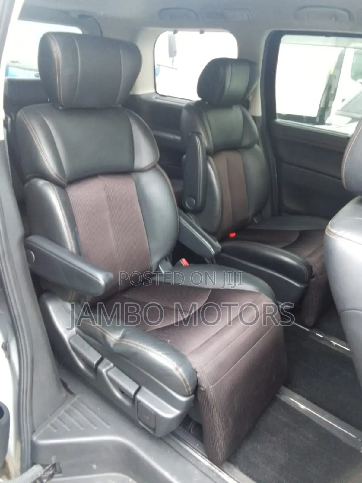 Nissan Elgrand 2016 Silver