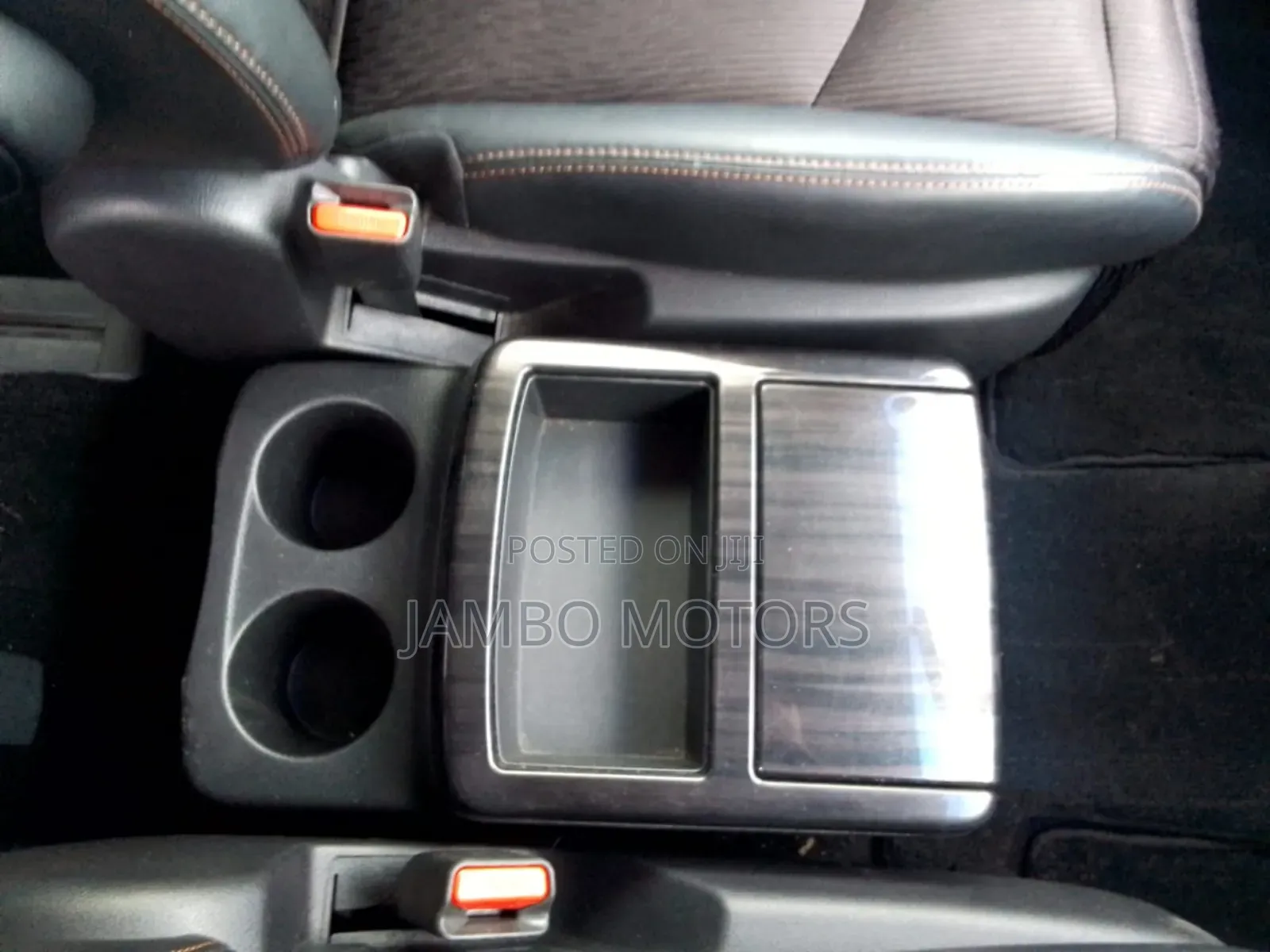 Nissan Elgrand 2016 Silver