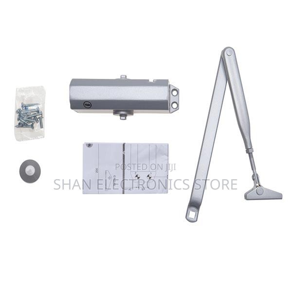 Silver >Door Closer 70 Series - main view