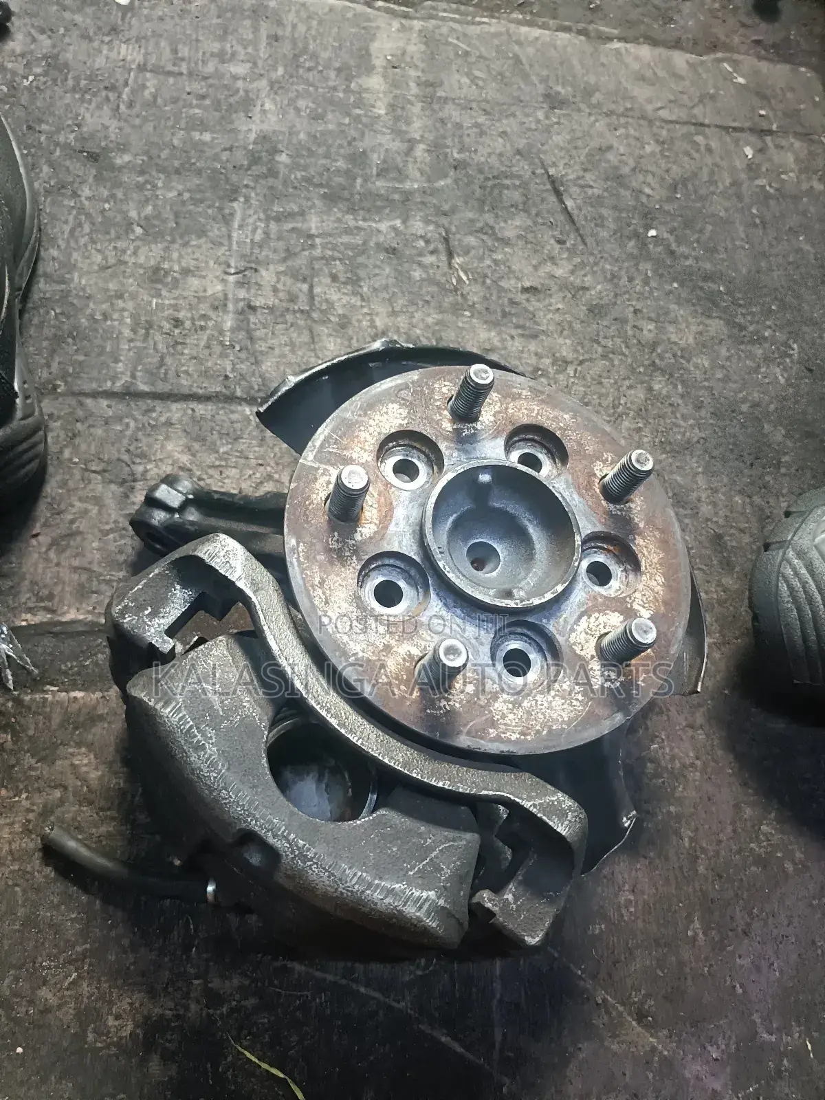 Townace Front Hub