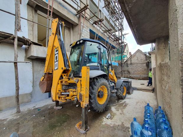 JCB 3CX Backhoe Loader- Made in England - thumbnail 9