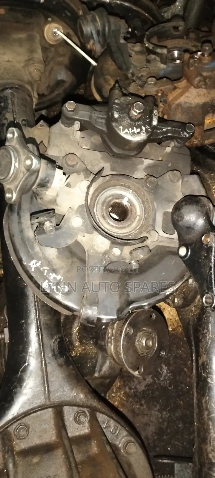Mitsubishi L200 Complete Hub
