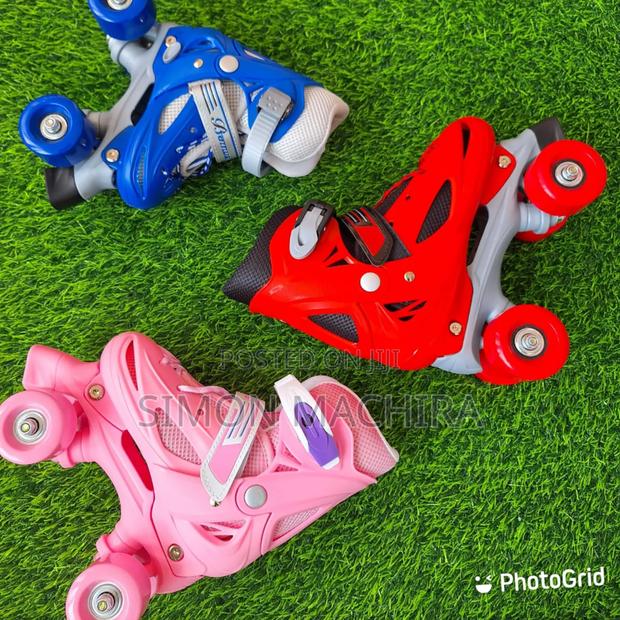 4 Wheel Skates Shoes - main view