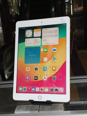 Apple iPad Pro 128 GB Yellow - main view