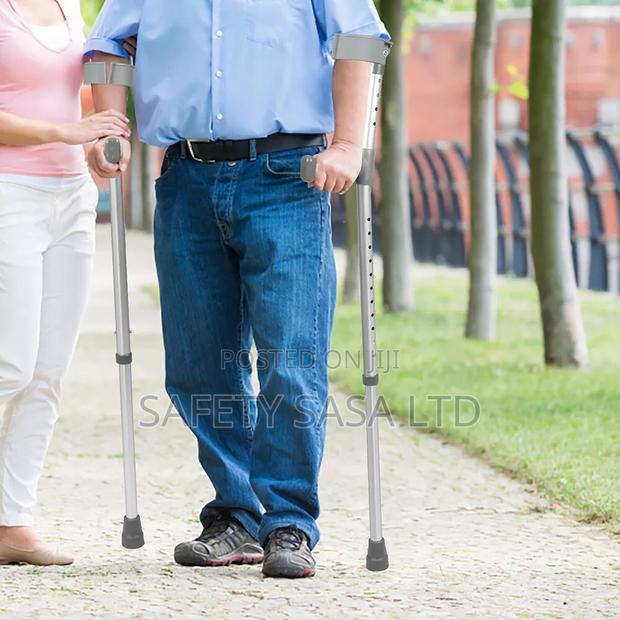 One Pair Elbow Crutches - thumbnail 3