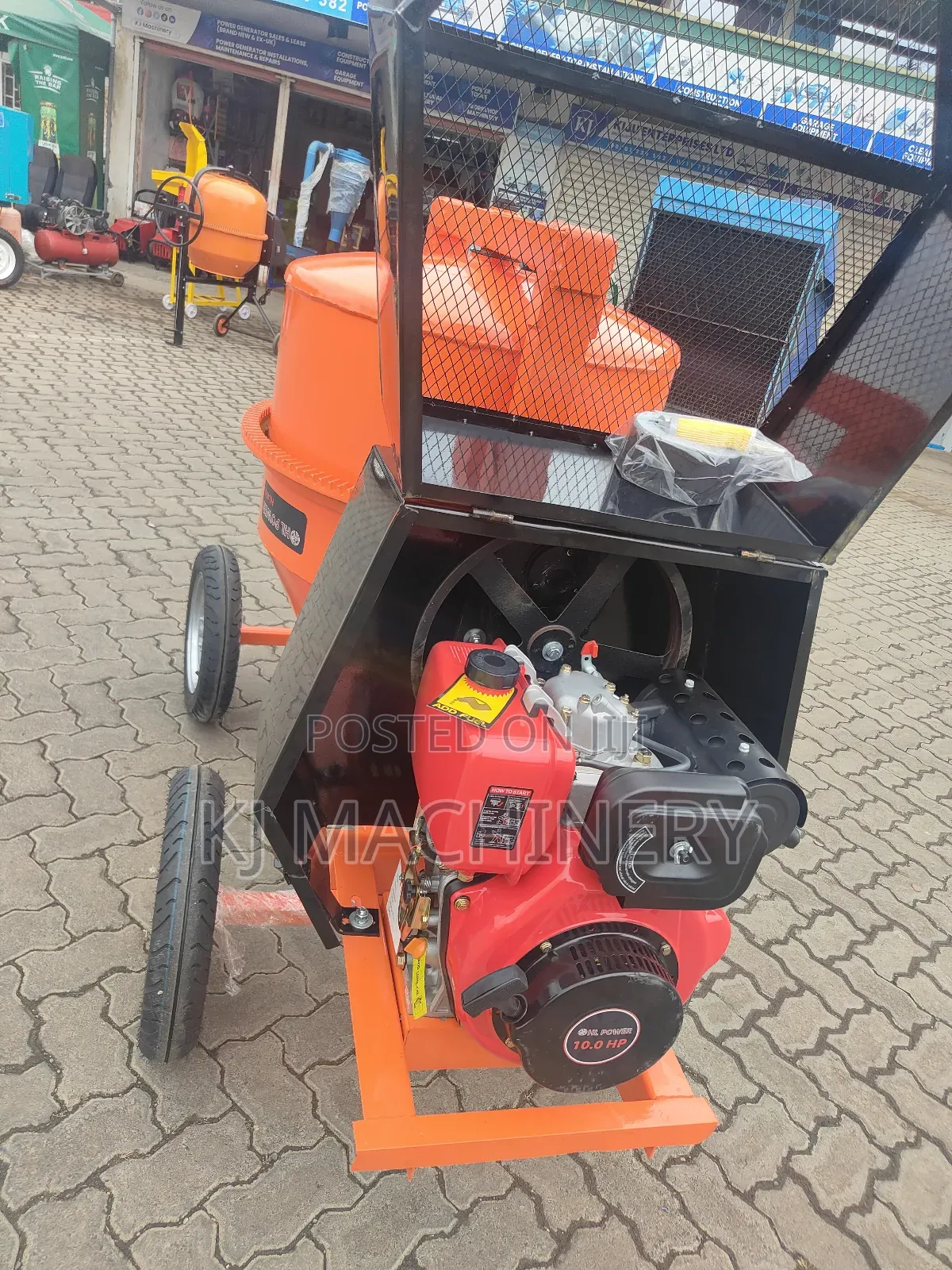 Primo Italy Diesel Concrete Mixer 400l Capacity.