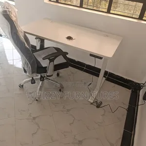 Electric Adjustable Table