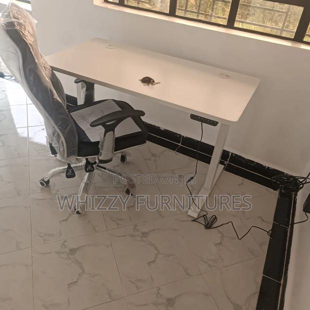 Electric Adjustable Table