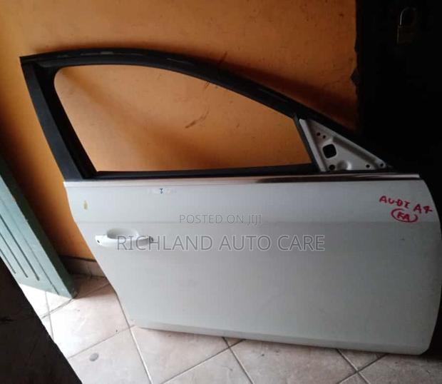 Audi A4 B8/B8.5 Front Doors Right and Left - main view