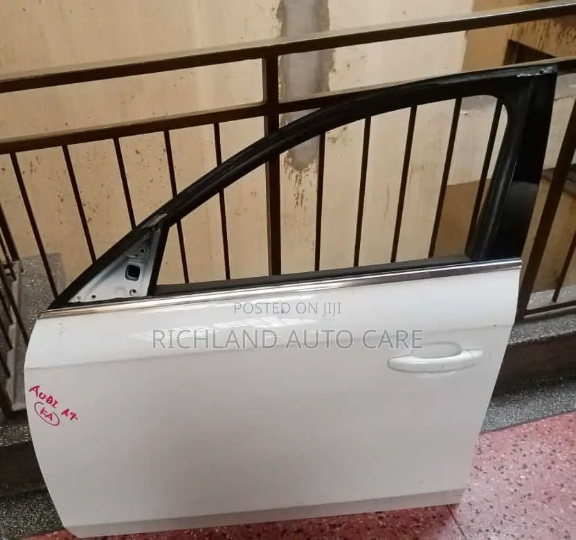 Audi A4 B8/B8.5 Front Doors Right and Left