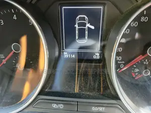 Volkswagen Polo 2018 Gold