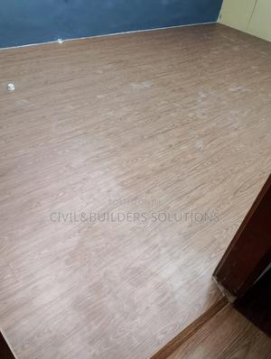 (Lvt)Cushion Plank Tile Luxury Vinyl Tile - main view