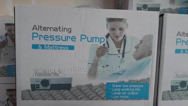 Ripple Matress With Air Pump, Tube, Inflated Matress Patch