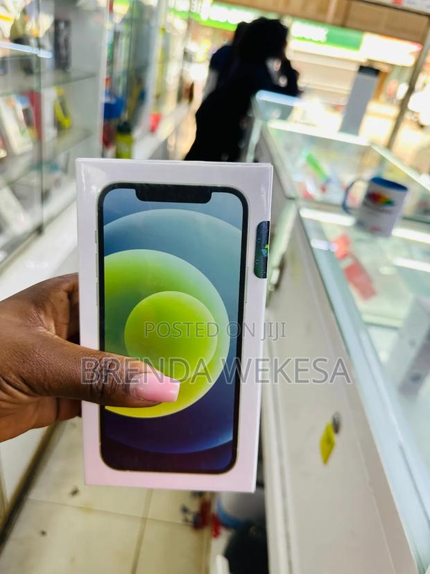 New Apple iPhone 12 128 GB Green - thumbnail 3