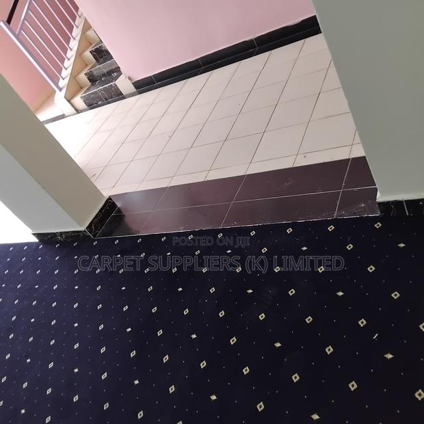 Bluecarpet39