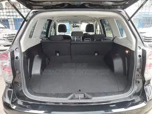 Subaru Forester 2.0XT Touring AWD 2017 Black