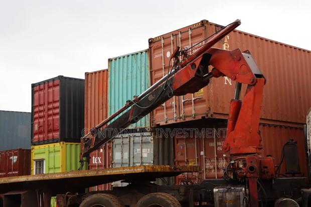 Shipping Container and Container Delivery - thumbnail 2