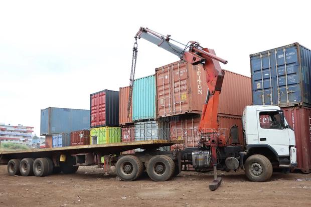 Shipping Container and Container Delivery