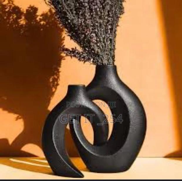 Ceramic Snuggle Interlocking Vase Home Decoration - thumbnail 4