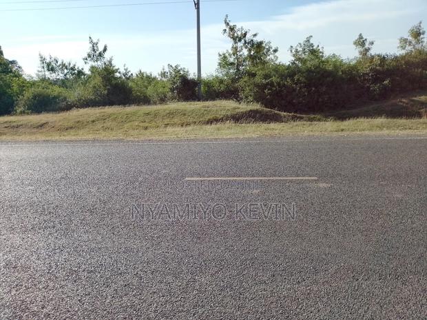 Bondo- Kambajo- Usenge Road - thumbnail 3