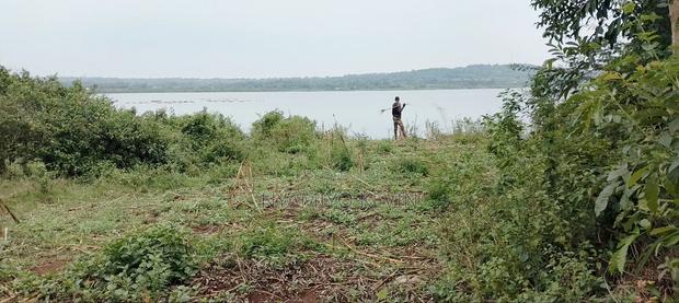 Nyamonye Ugambe Beach Front - thumbnail 8